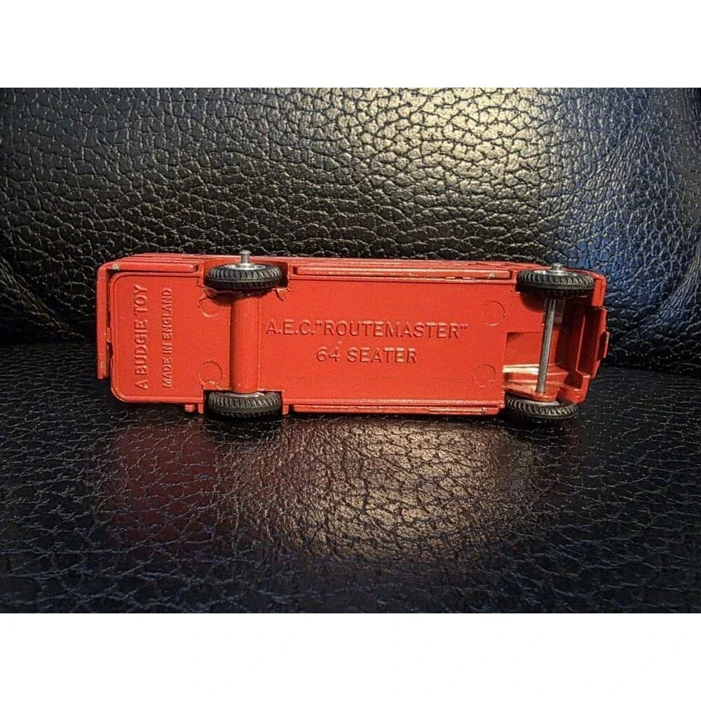 London Taxi Cab Budgie Models Diecast w/ Box Made In England & Double Decker Bus